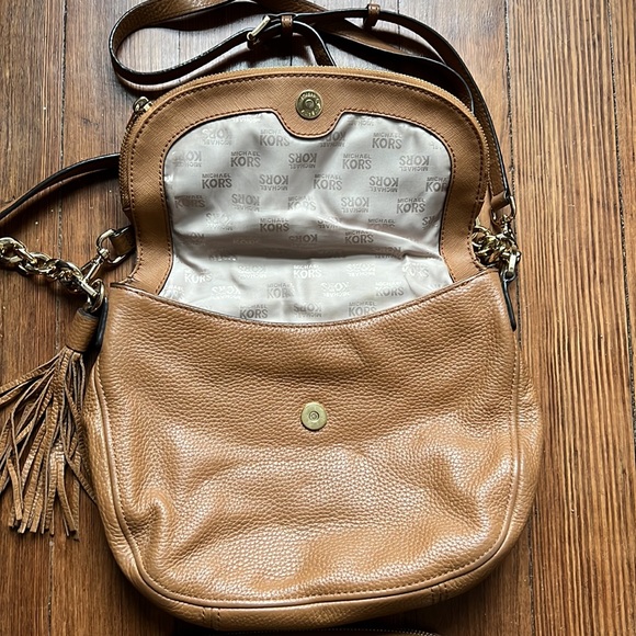 Michael kors purse and wallet combo - Picture 3 of 8